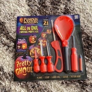 New Sealed Pumpkin Masters All in One Carving Party Kit with Tools